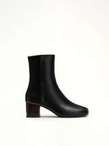 Anatomic Boots H55 in Black Side View | LEMAIRE