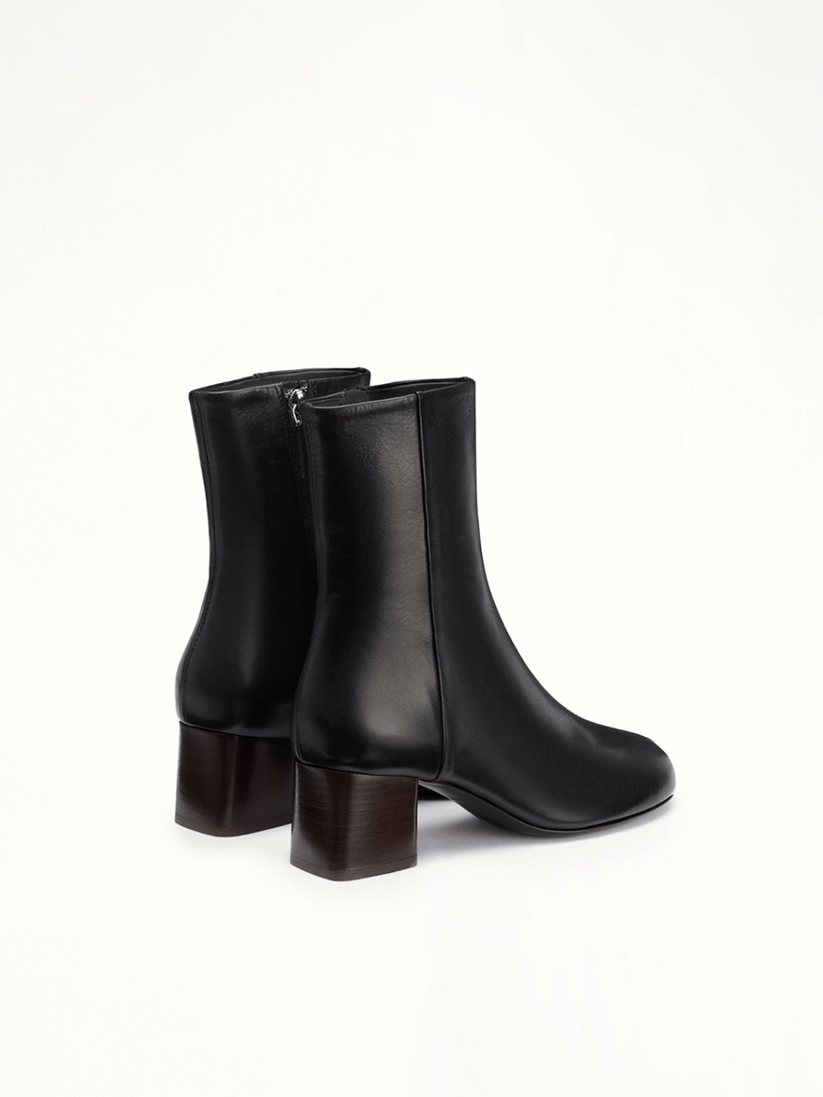 Anatomic Boots H55 in Black Back View | LEMAIRE
