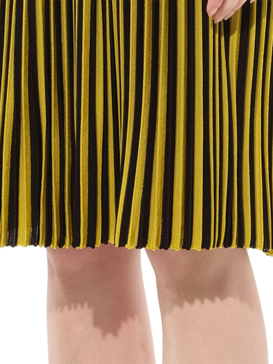 Short Skirt in Black