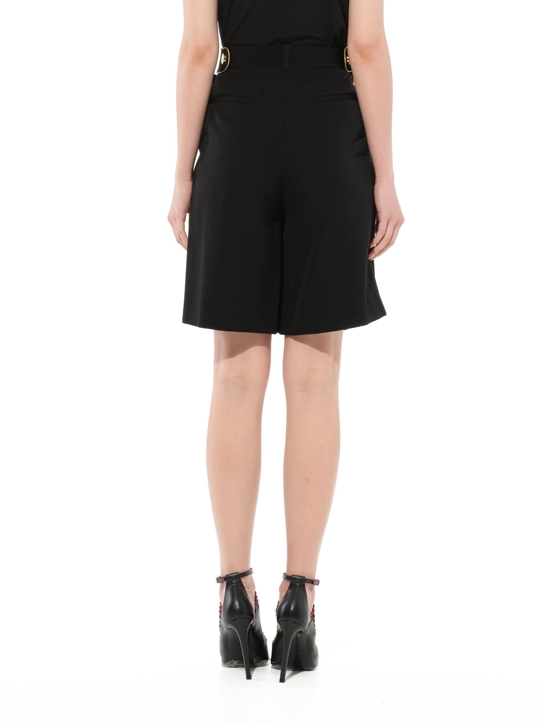 Shorts in Black