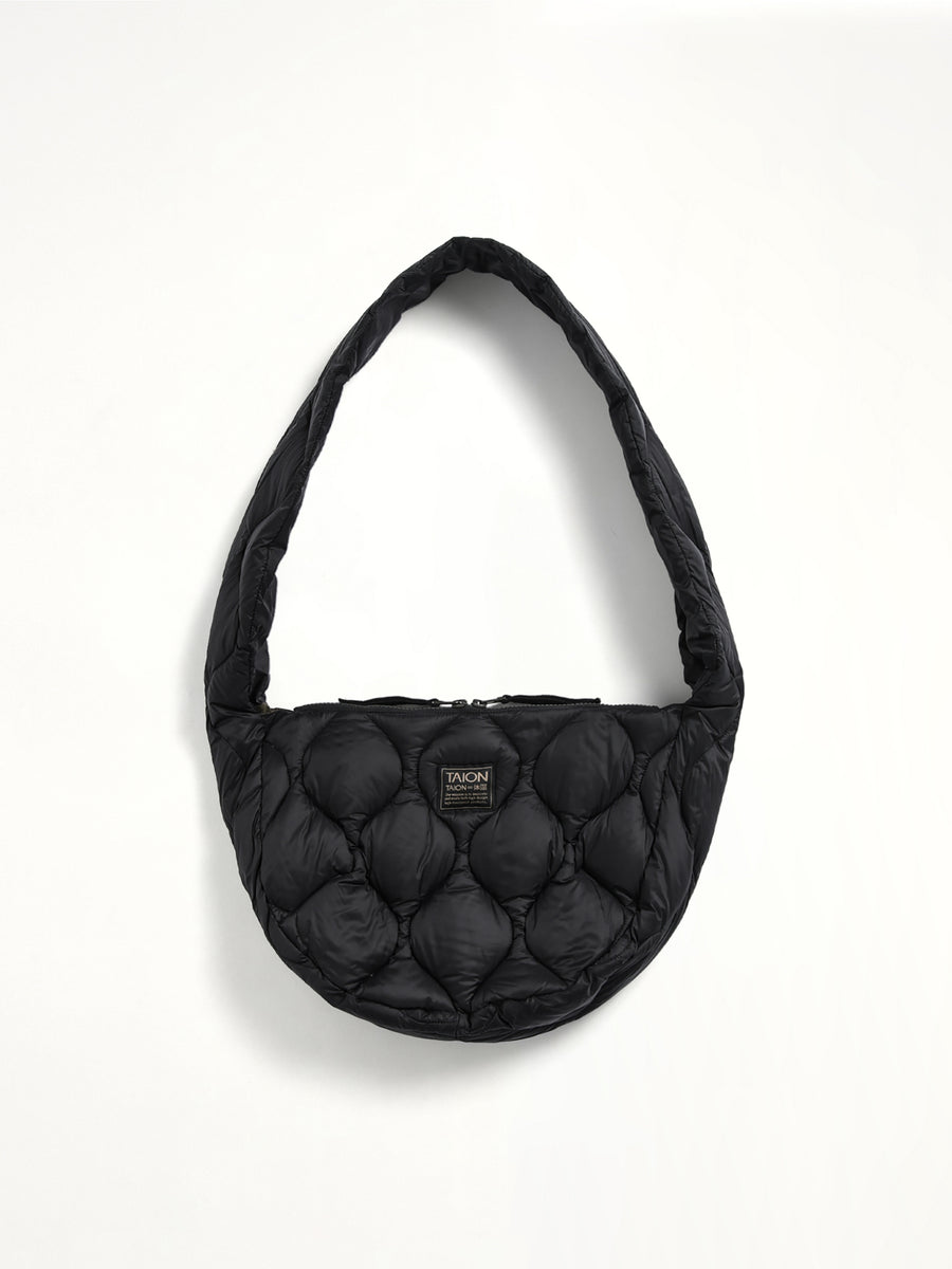 Military Banana Shoulder Down Bag M in Black