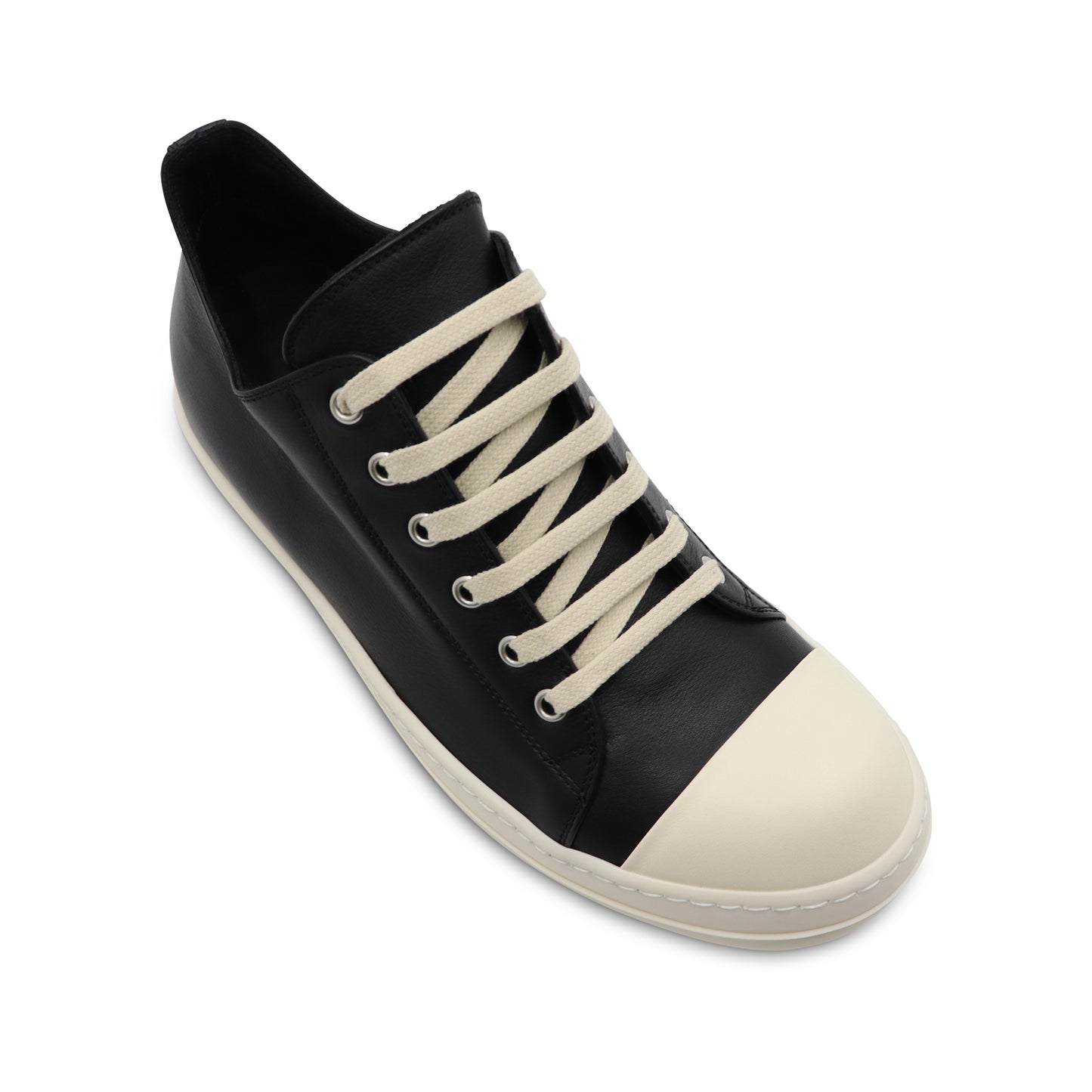 Ramones Leather Low Sneaker in Black