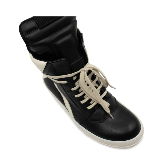 Geobasket Leather Sneaker in Black