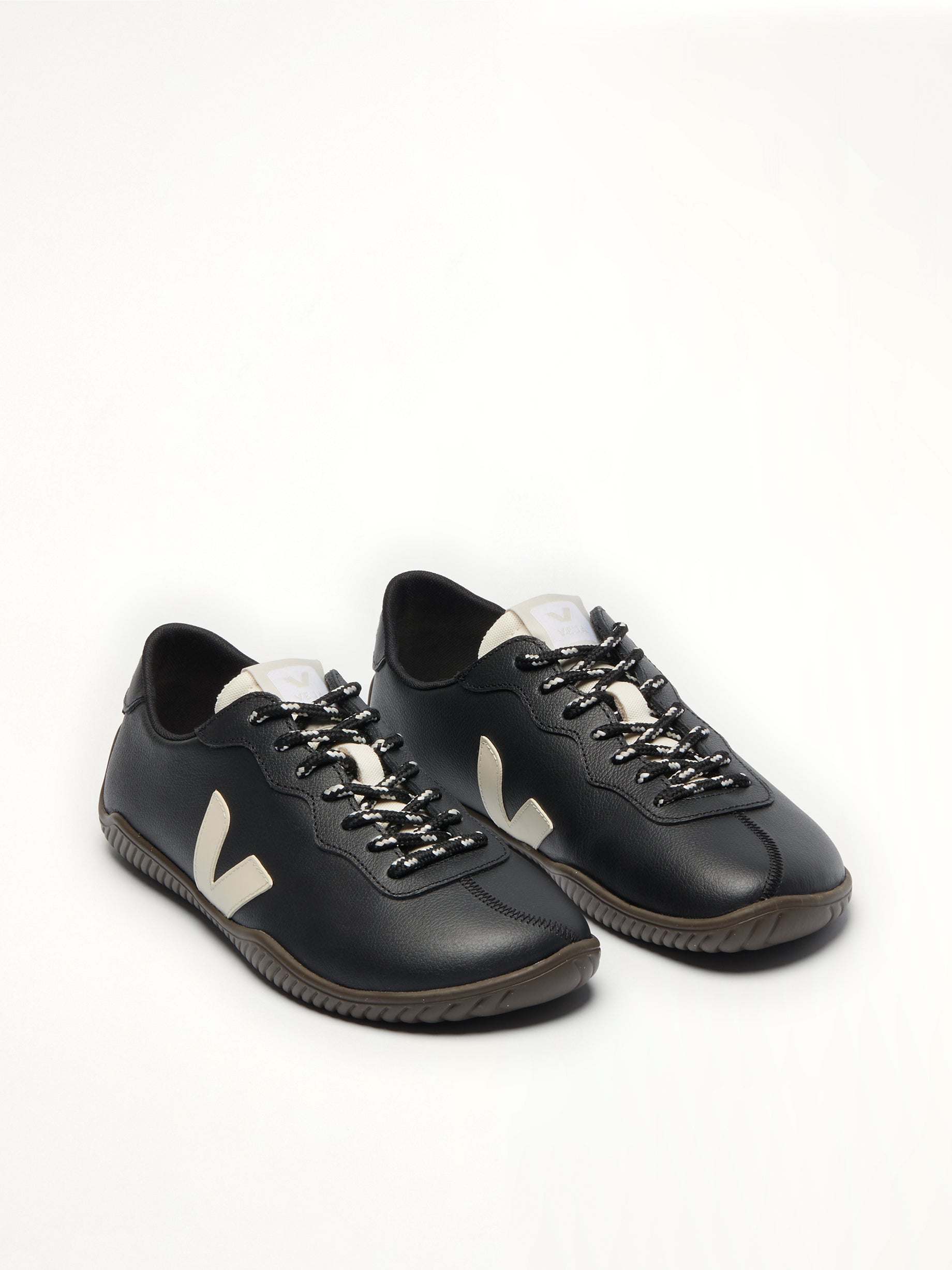 VEJA Jitsu Sneaker in Black/Pierre Eagle Back View from MARAIS