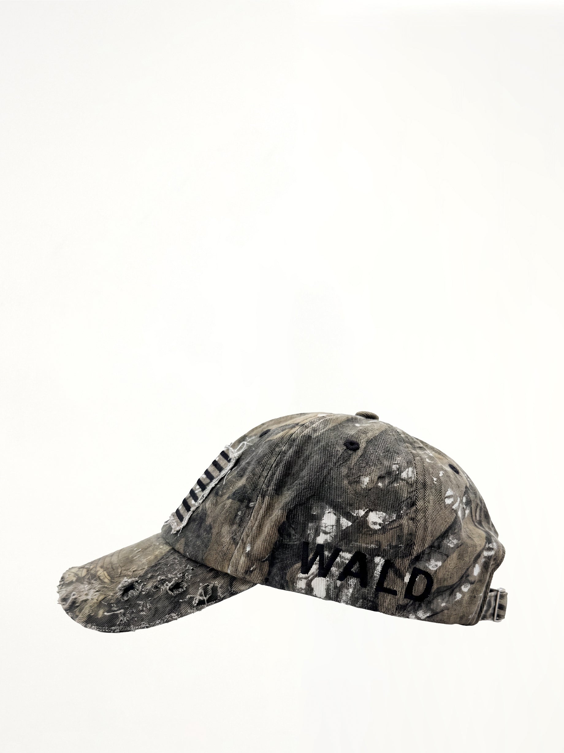 Wald Flag Camo Cap in Camo
