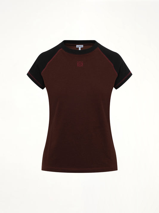 Small Fit T-Shirt in Black/Burgundy