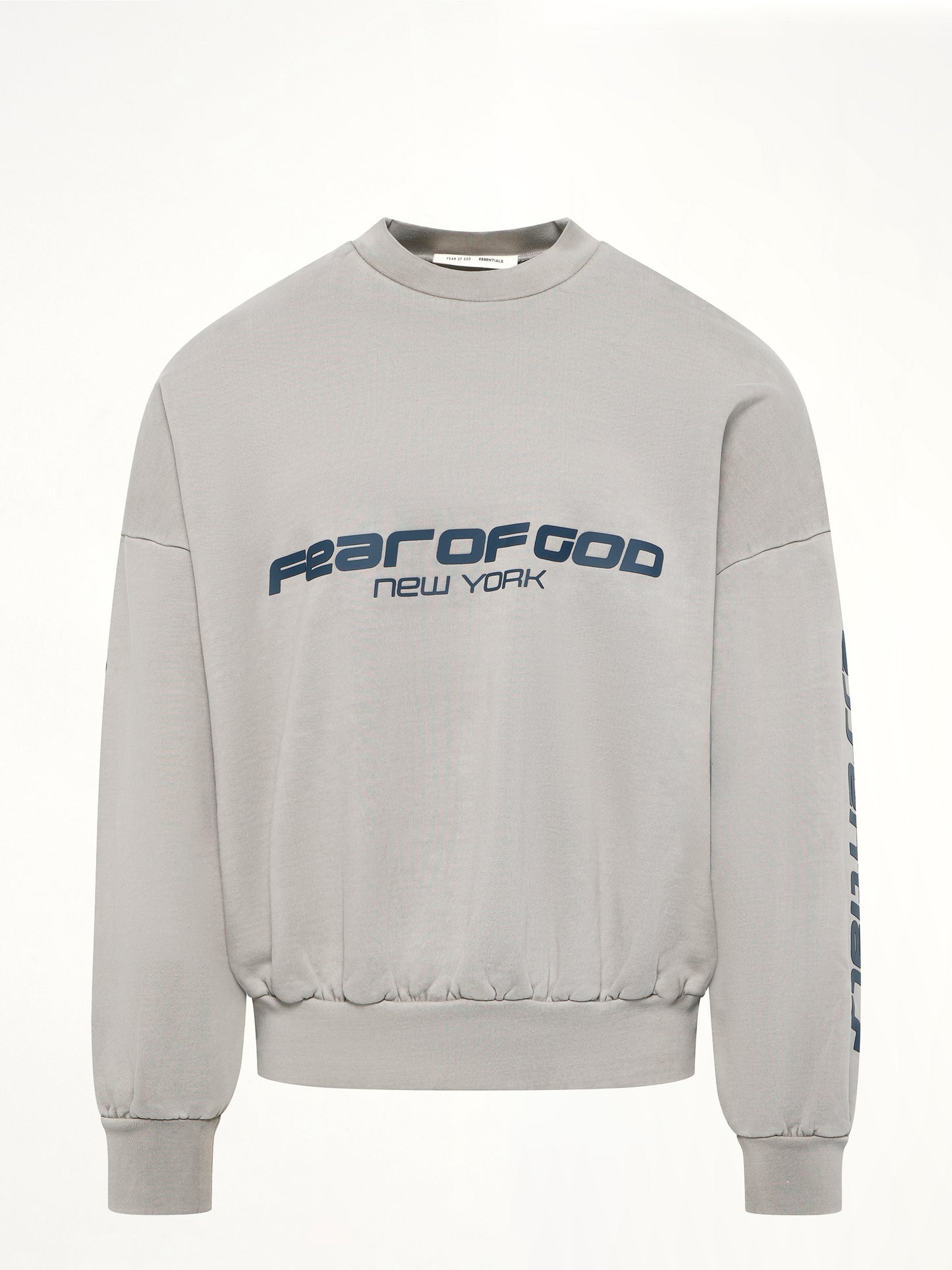 Cropped Relaxed Sweatshirt in Smoke Grey