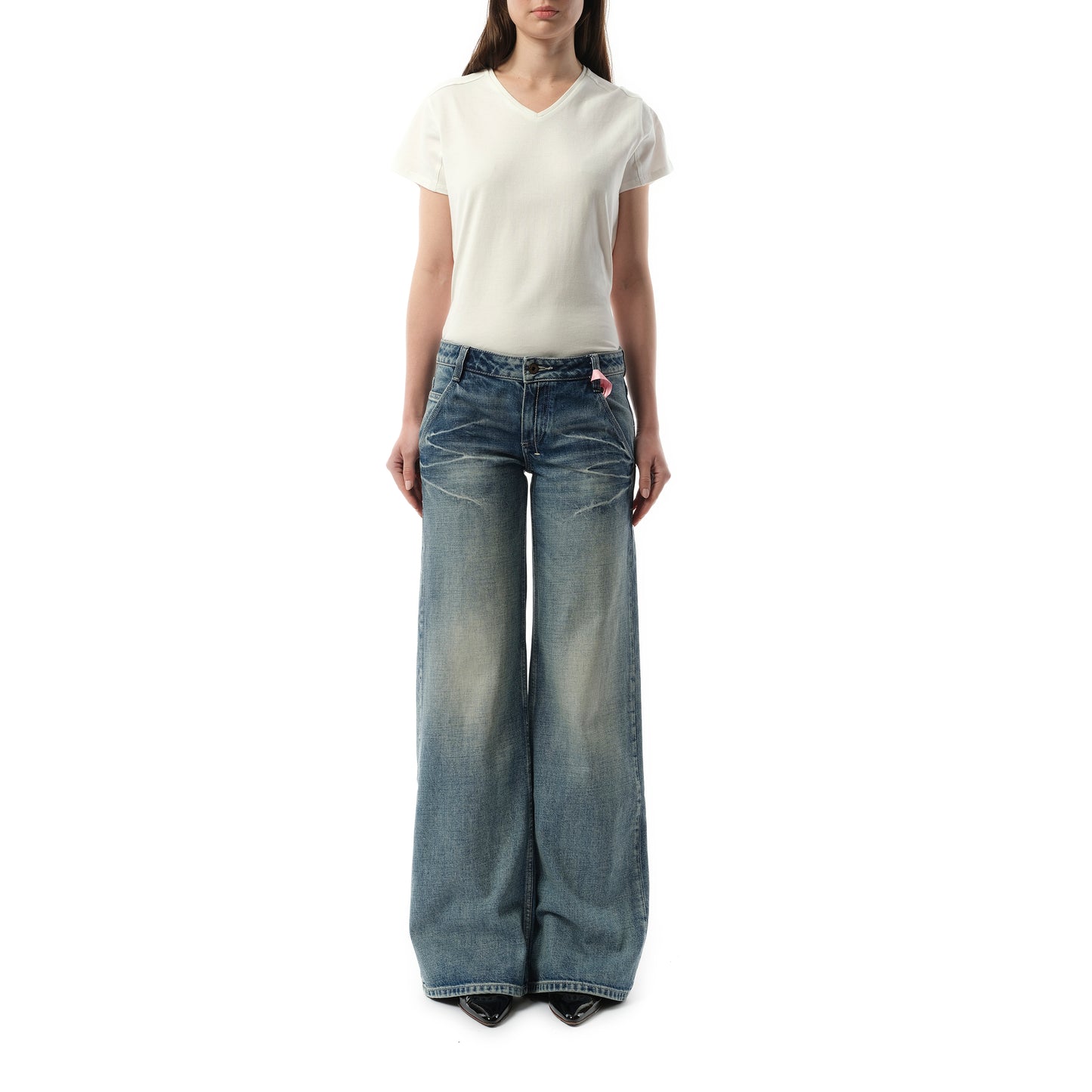 888 Low-Rise Oversized Jeans in Light Blue