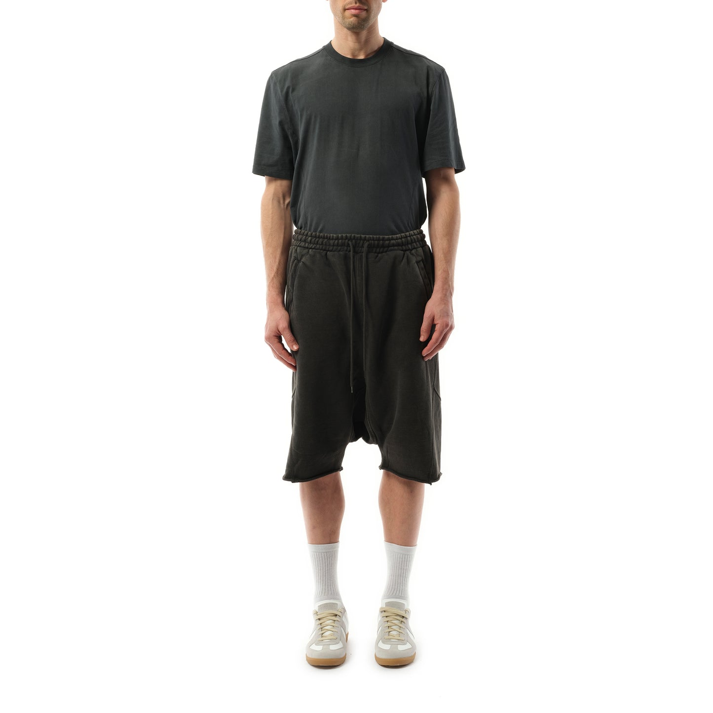 Heavy Drop Shorts in Washed Black