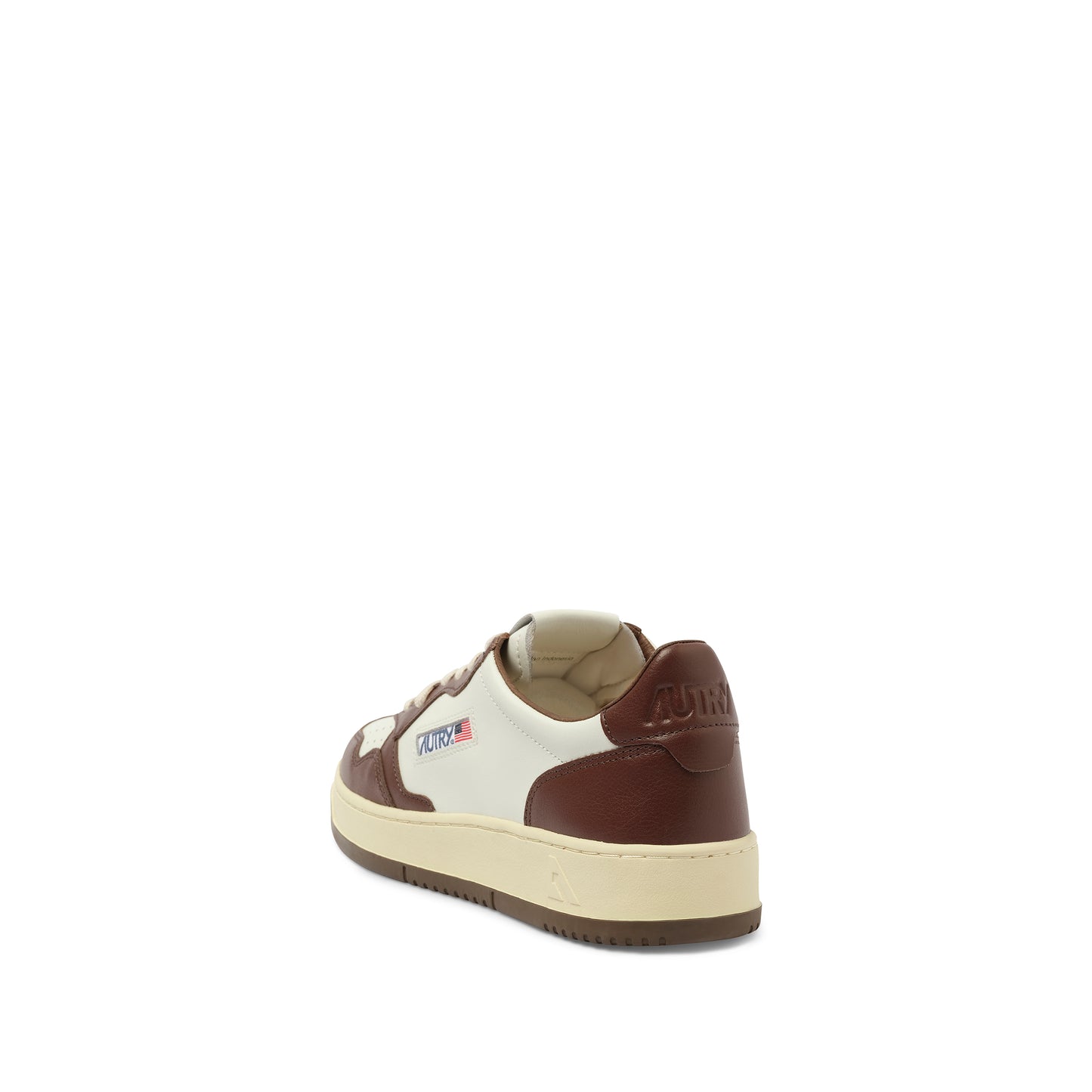 Medalist Low Bicolour Sneakers in White/Chestnut