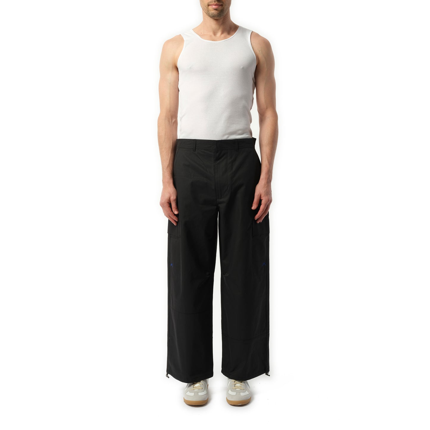 Balfron Cargo Pants in Black