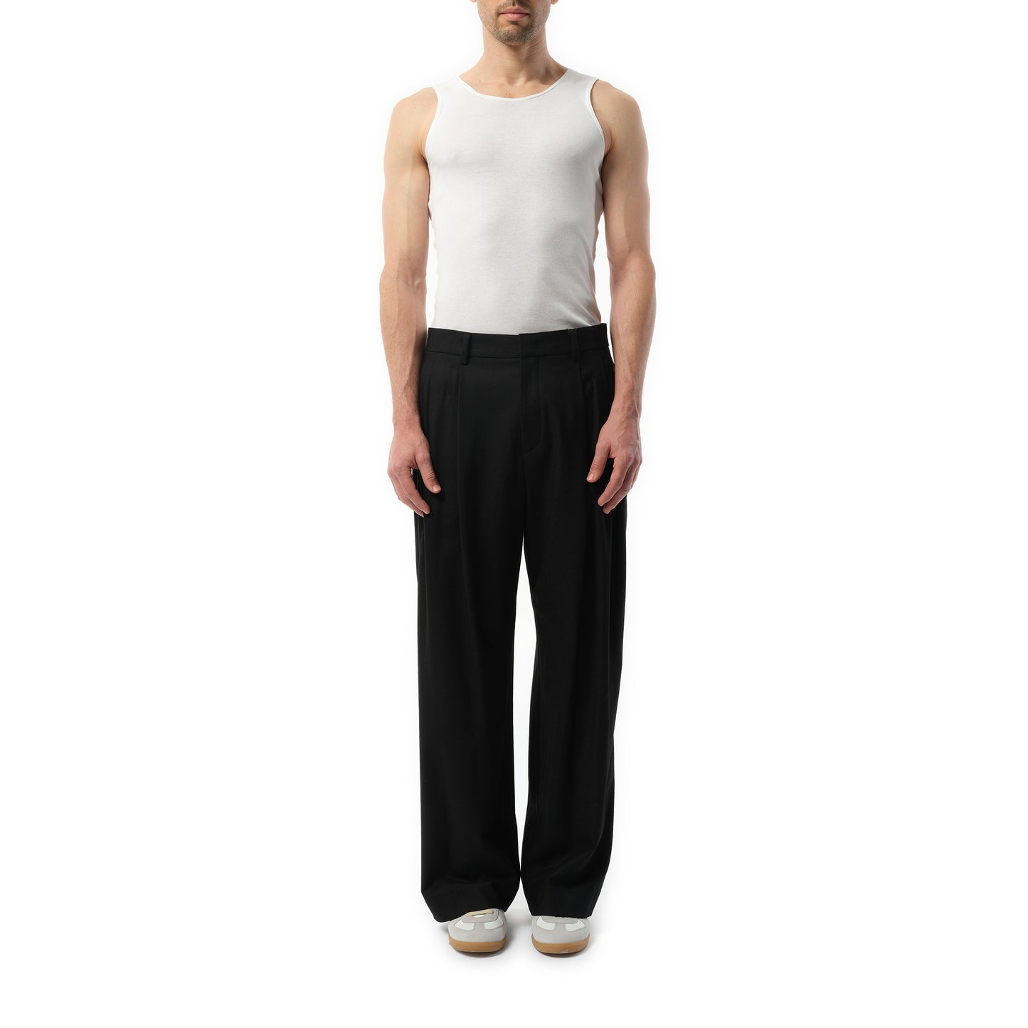 Four-Tuck Wool Pants in Black