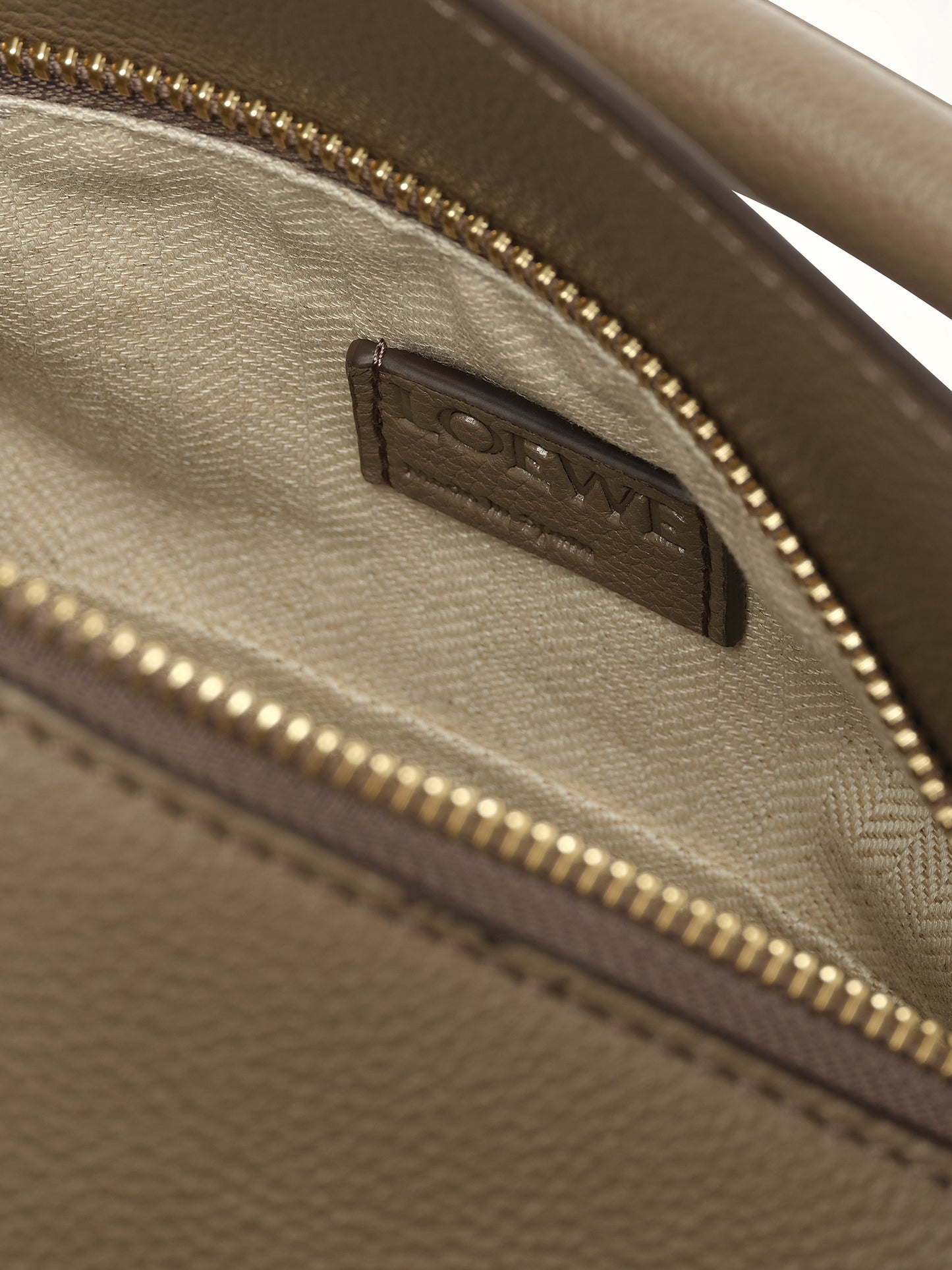 Puzzle Edge Small Bag in Taupe