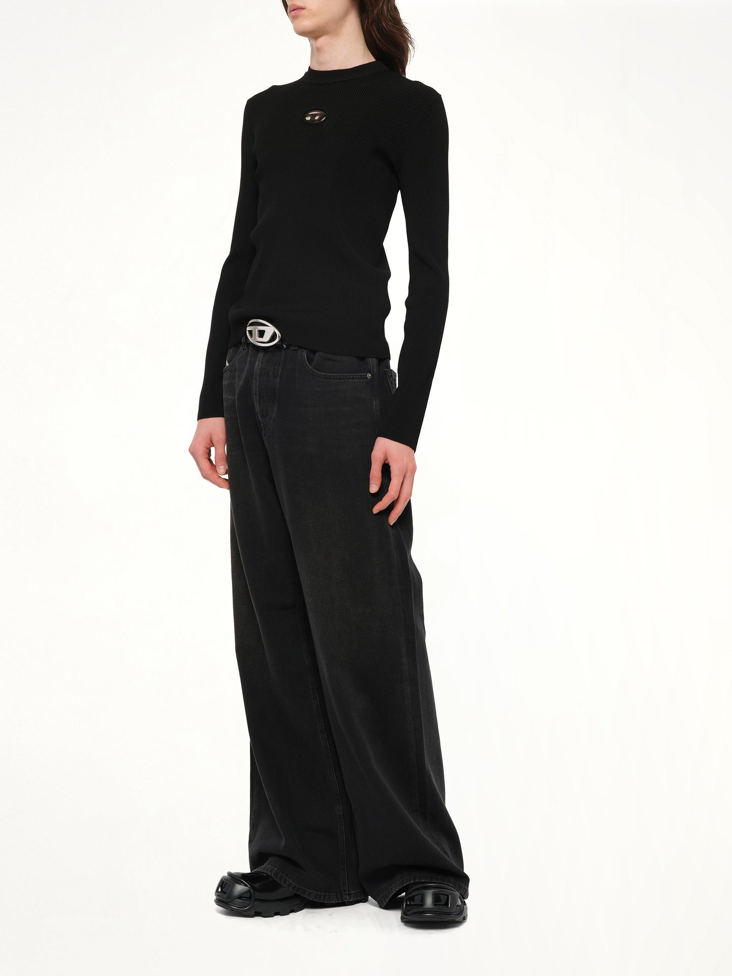 K-Zackary-Round Sweater In Black