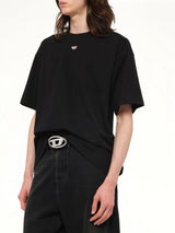 ブラックのT-BOXT-D Tシャツ