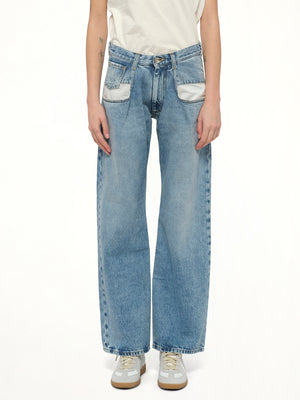 Straight Jeans with Contrasted Pockets