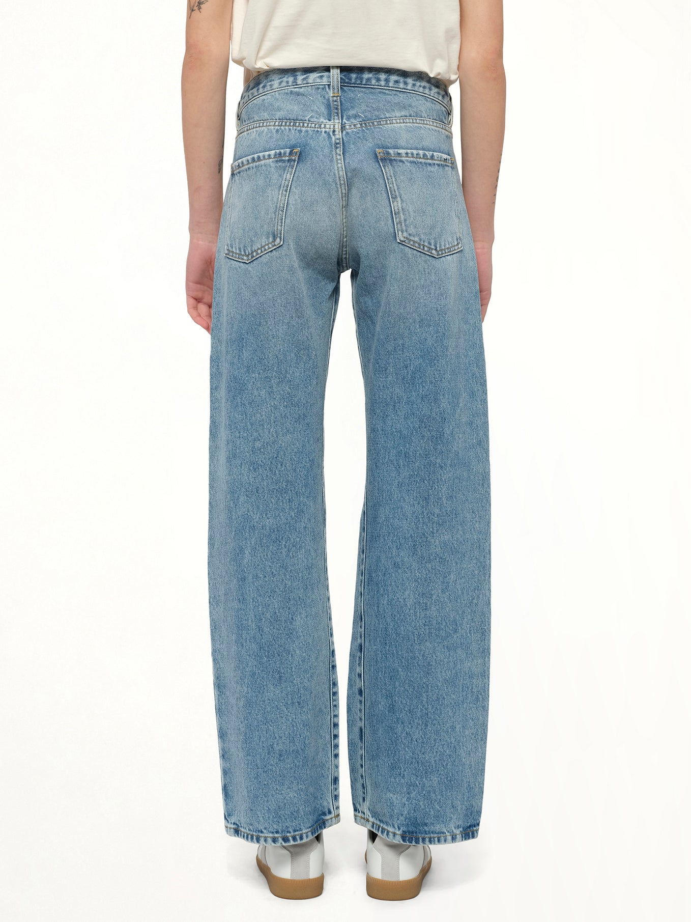 Straight Jeans with Contrasted Pockets
