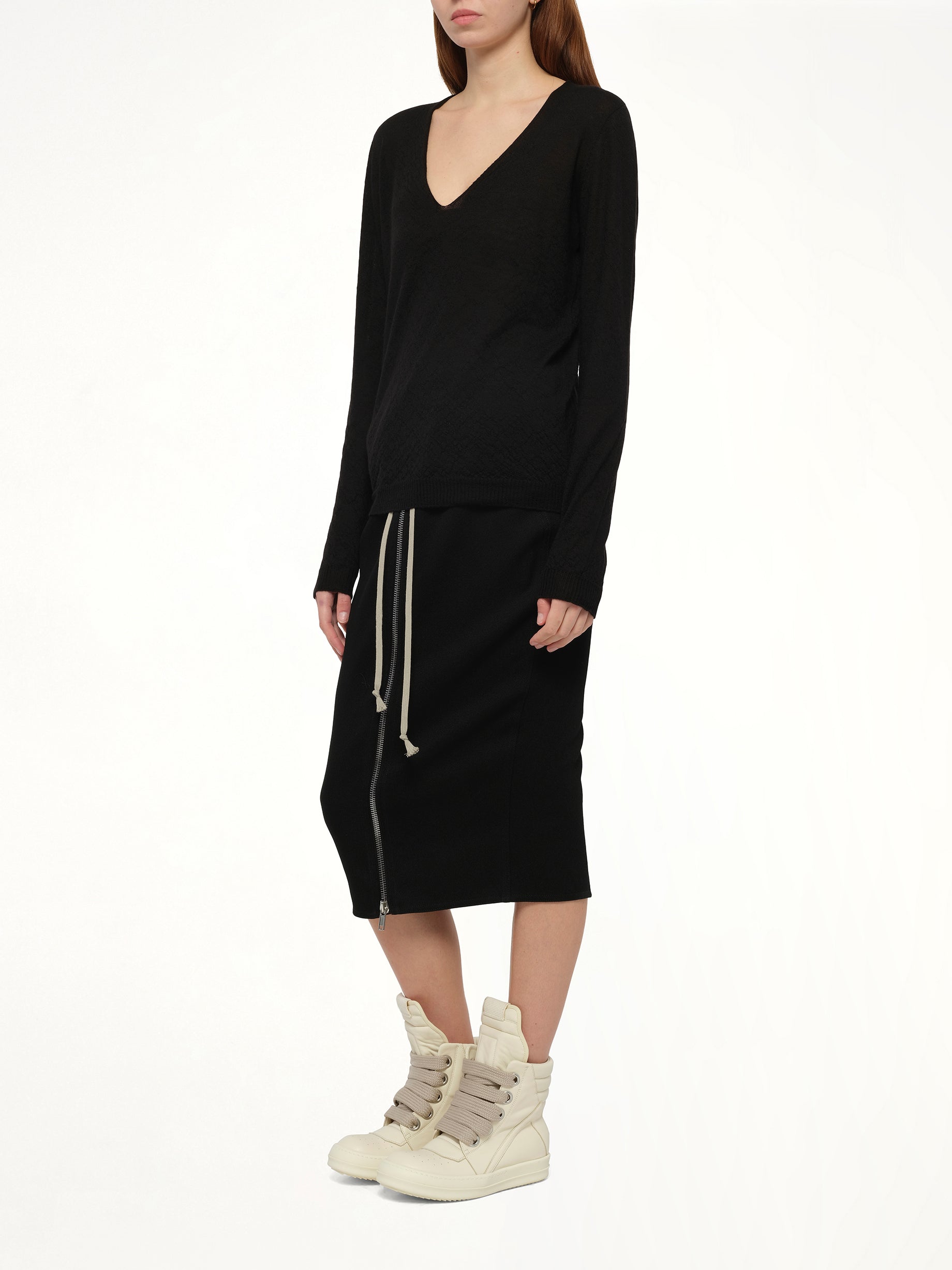 Cashmere V-Neck Pull in Black