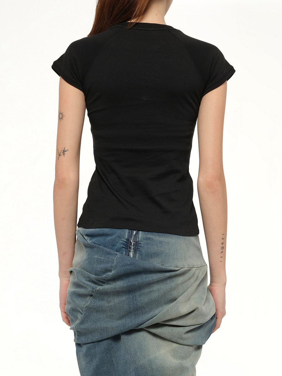 Small Fit T-Shirt in Black