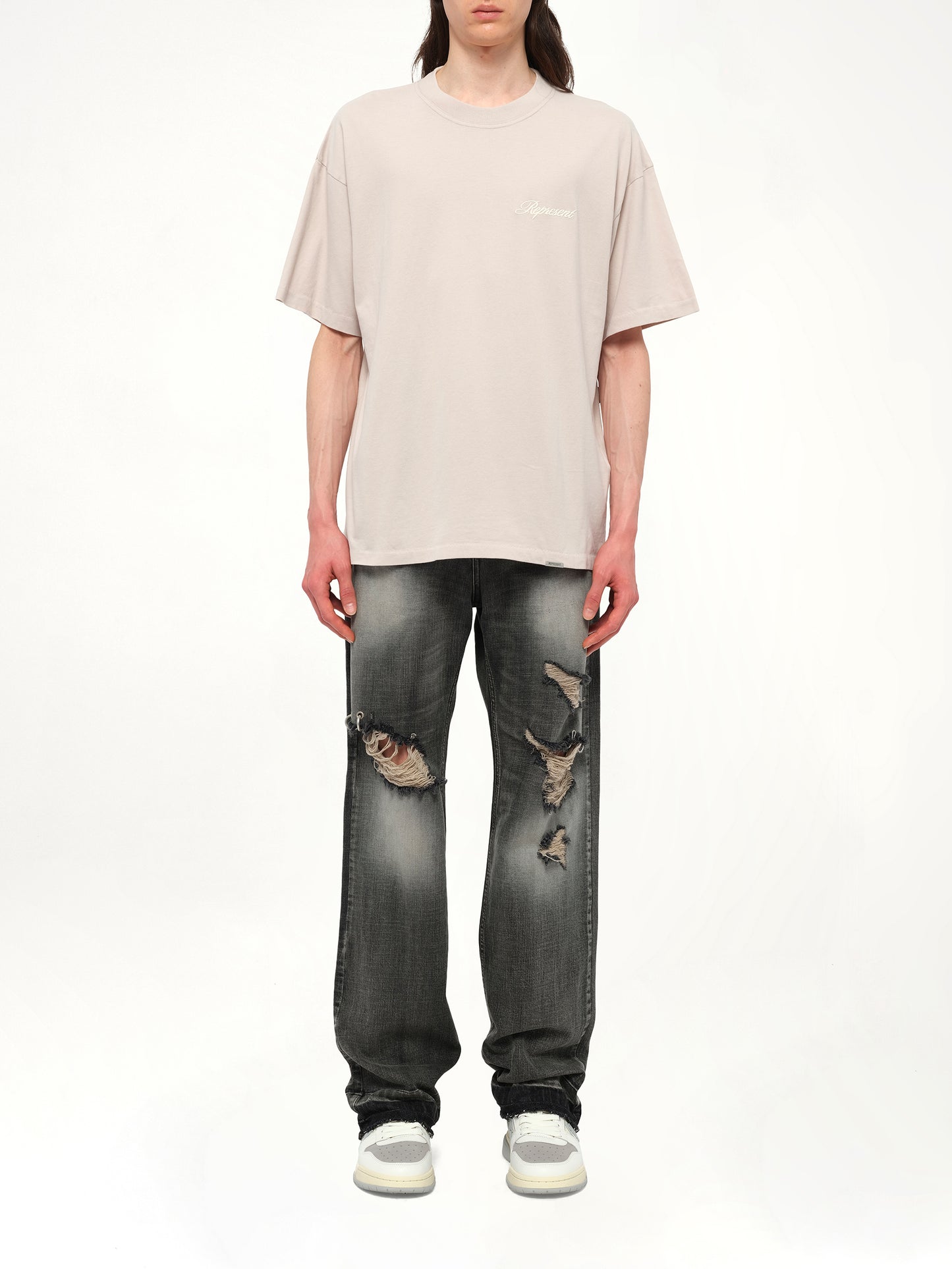 Script Logo T-Shirt in Concrete