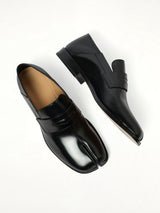 Tabi Babouche Loafers in Black Top View | MAISON MARGIELA