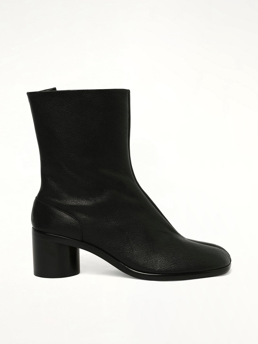Tabi Ankle 6cm Boots in Black Side View | MAISON MARGIELA