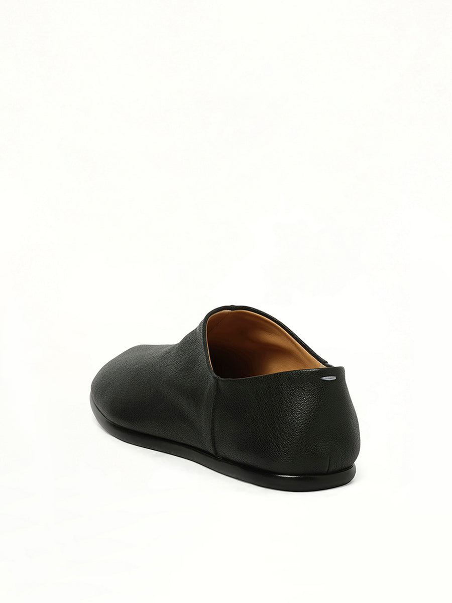 Tabi Babouches in Black Back View | MAISON MARGIELA