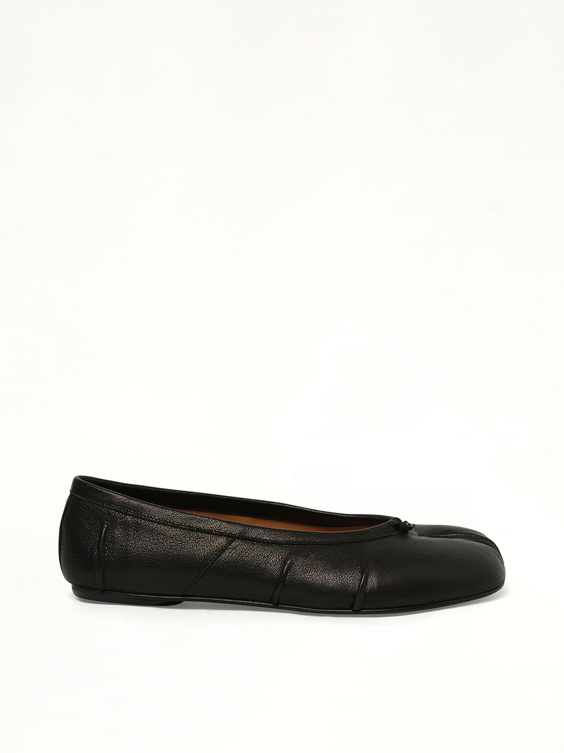 New Tabi Ballerina in Black Side View | MAISON MARGIELA