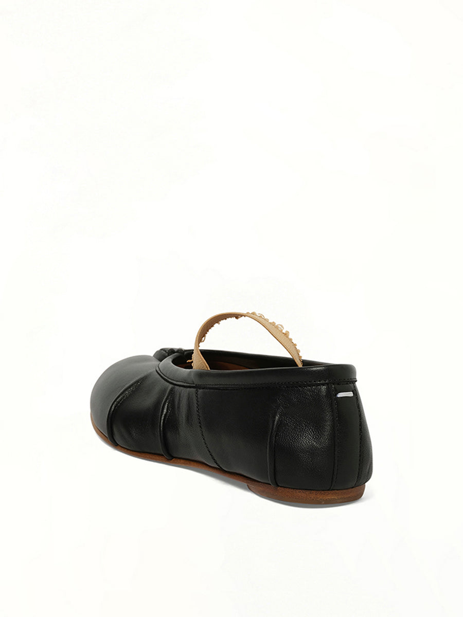 Tabi Ballerina Flat Elastic Band in Black/Nude Back View | MAISON MARGIELA