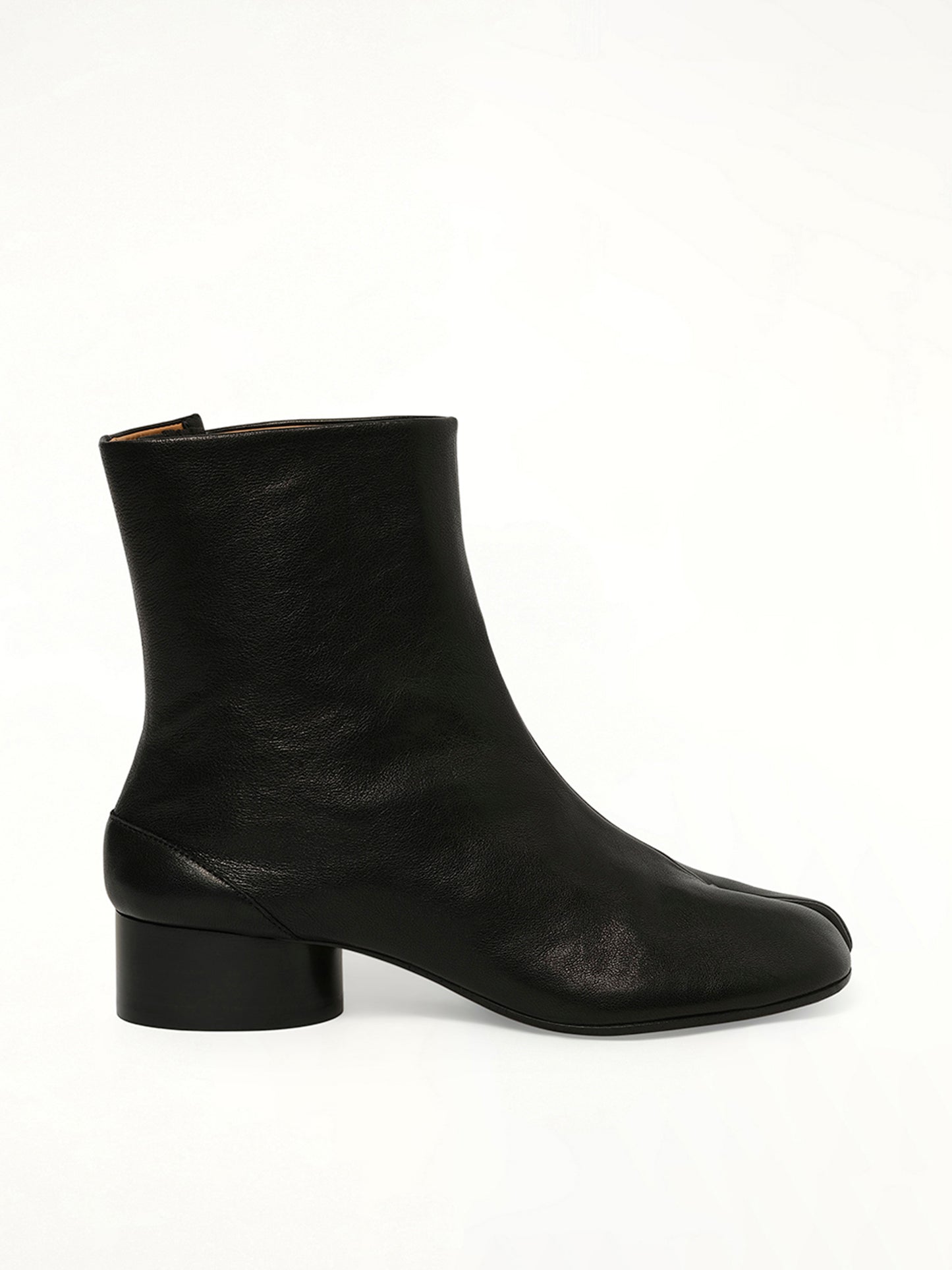 Tabi Ankle Boots 3cm Heel in Black