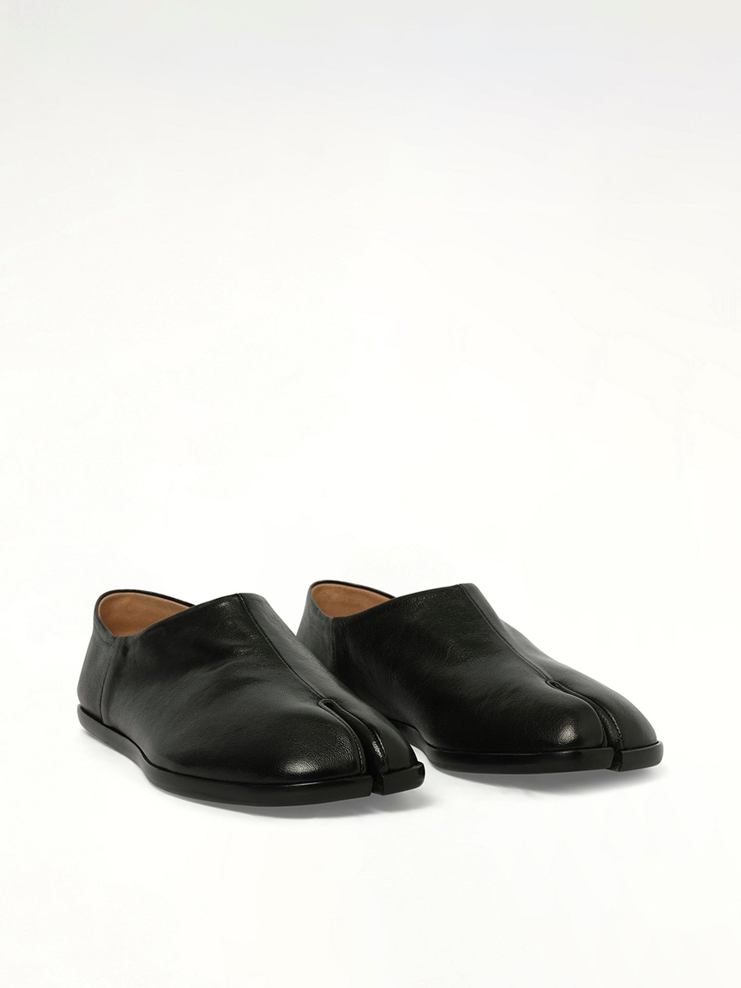 Tabi Babouches in Black