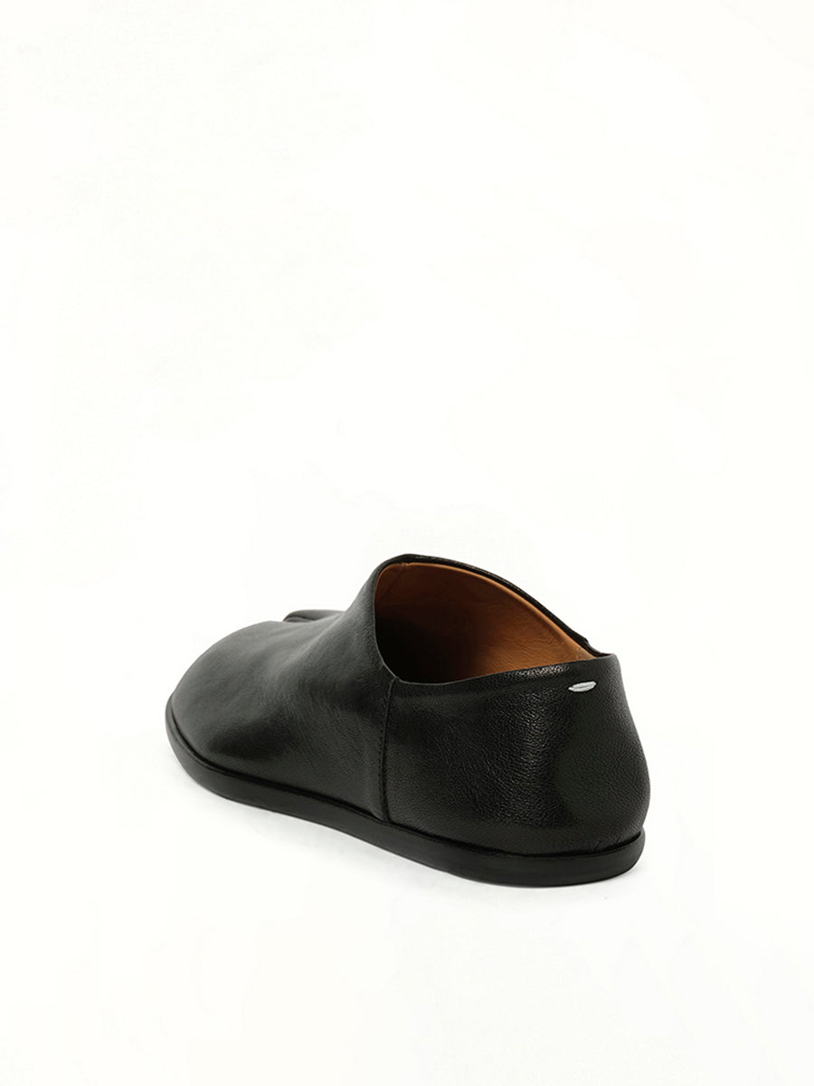 Tabi Babouches Loafers in Black Back View | MAISON MARGIELA
