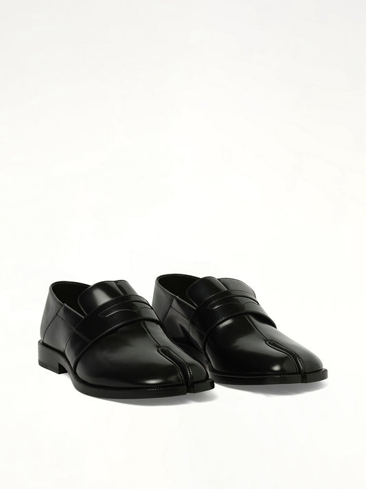 Tabi Loafers in Black