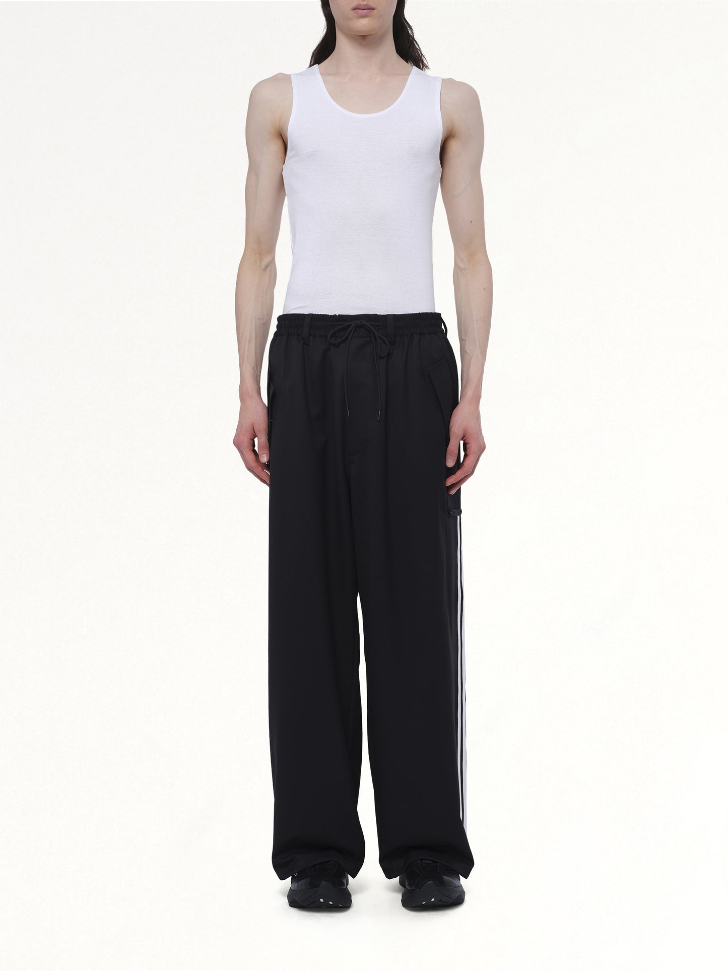 Refined Wool Pants in Black