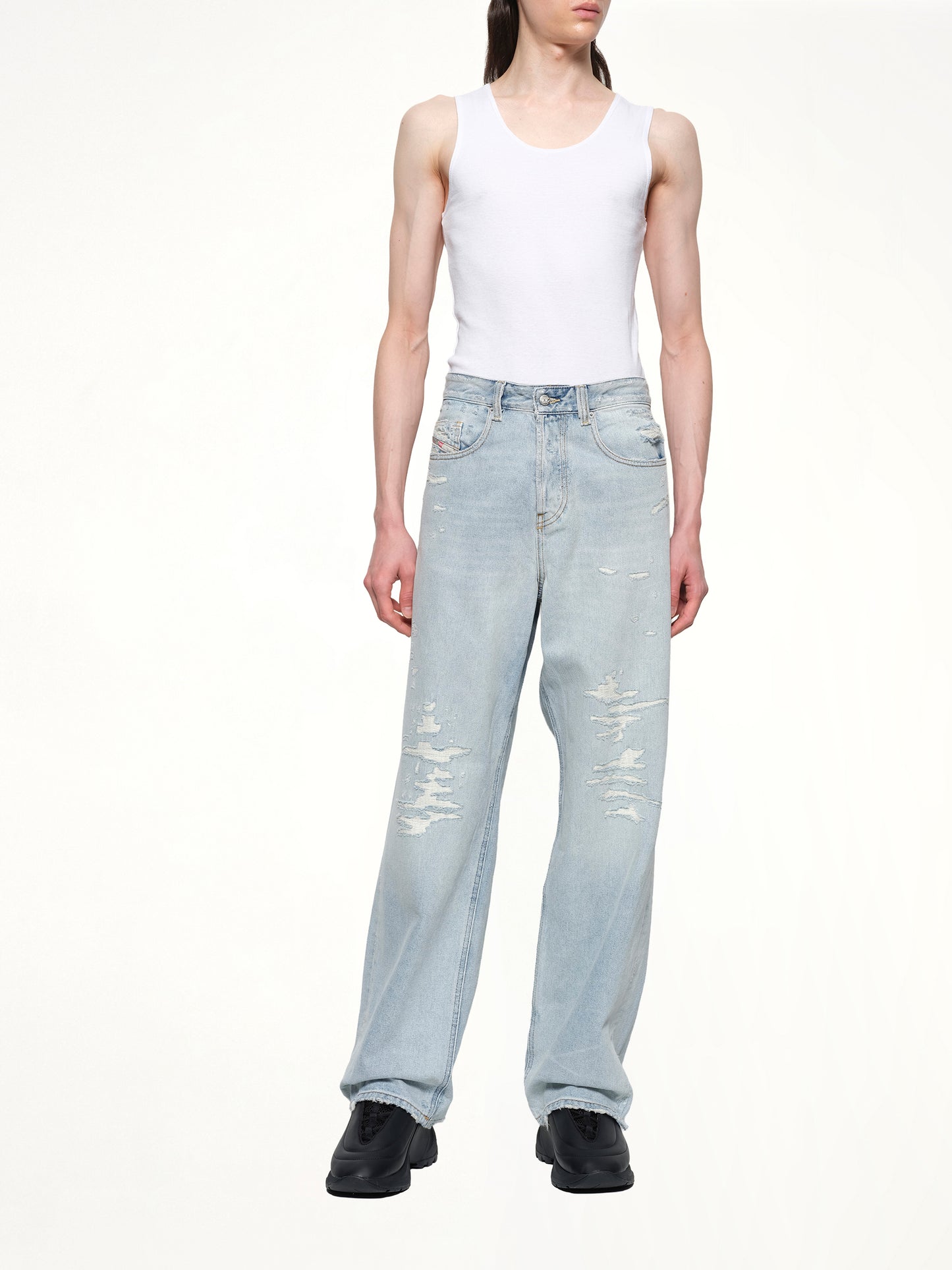 2001 D-MACRO Relaxed Jeans in Light Blue