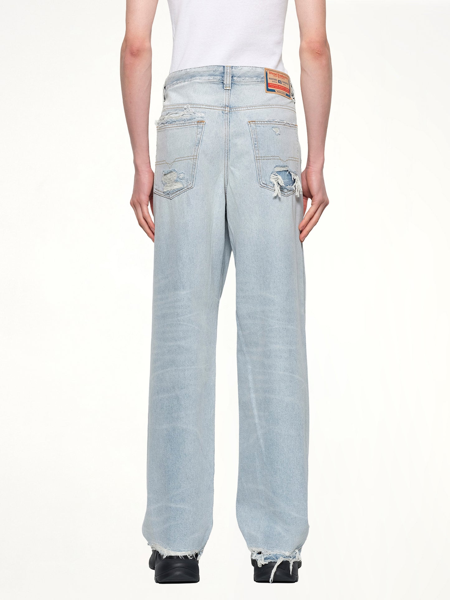 2001 D-MACRO Relaxed Jeans in Light Blue