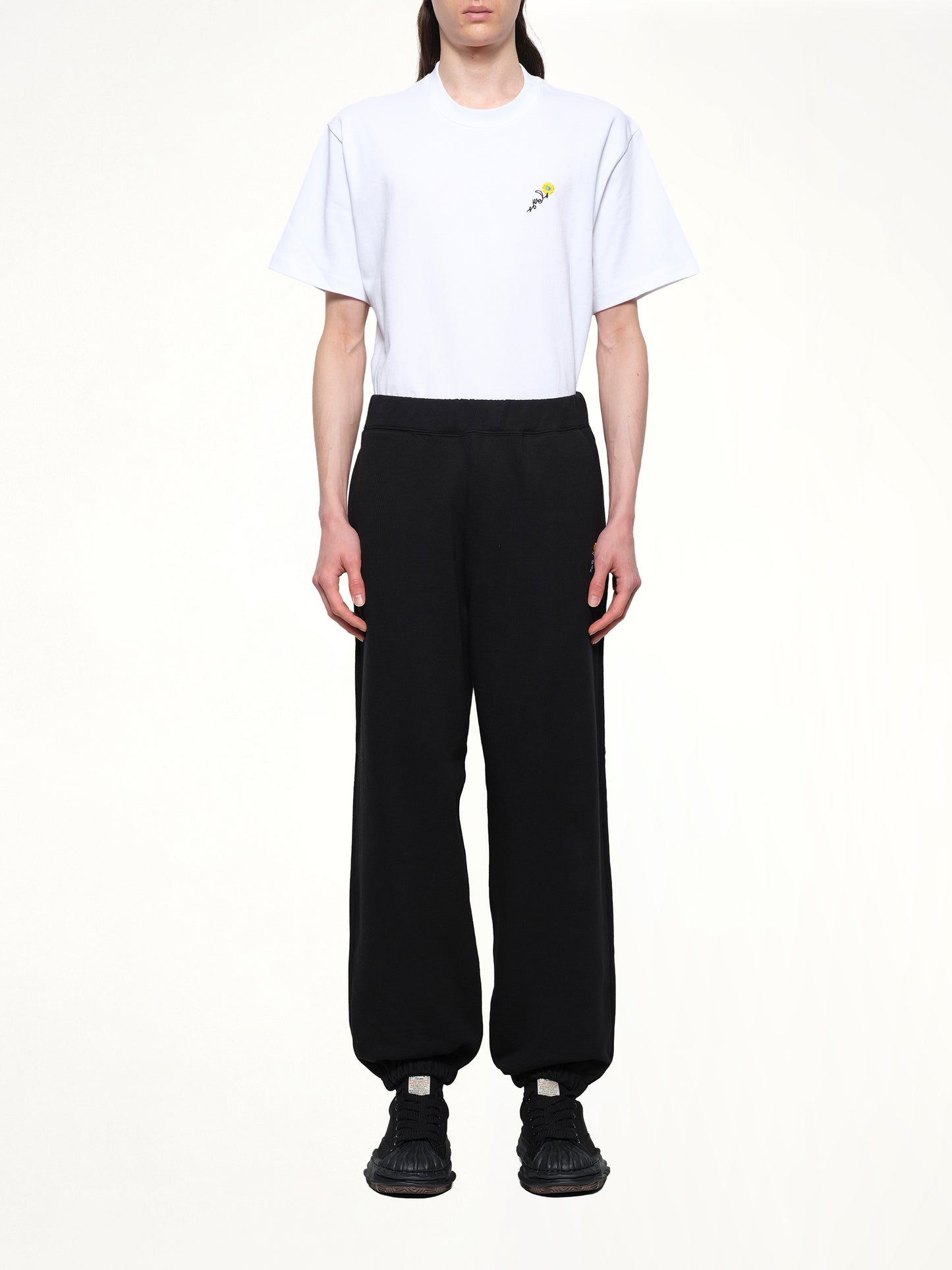 Floral Embroidered Sweatpant in Black