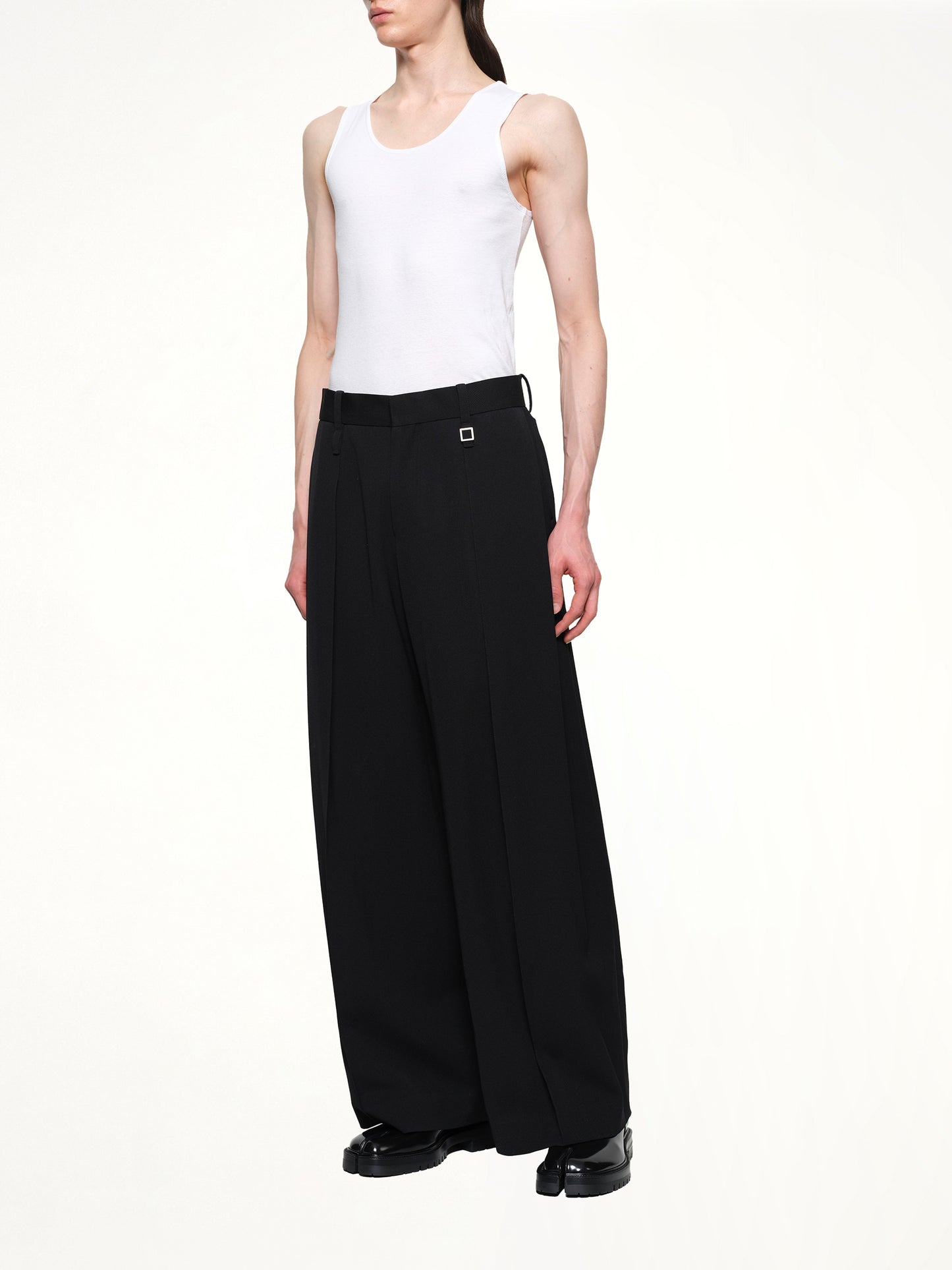 Pleated Pants in Black