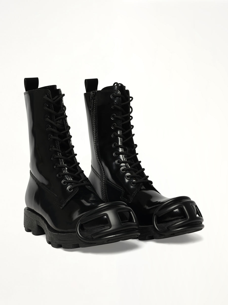 D-HAMMER Boots in Black Front View | DIESEL
