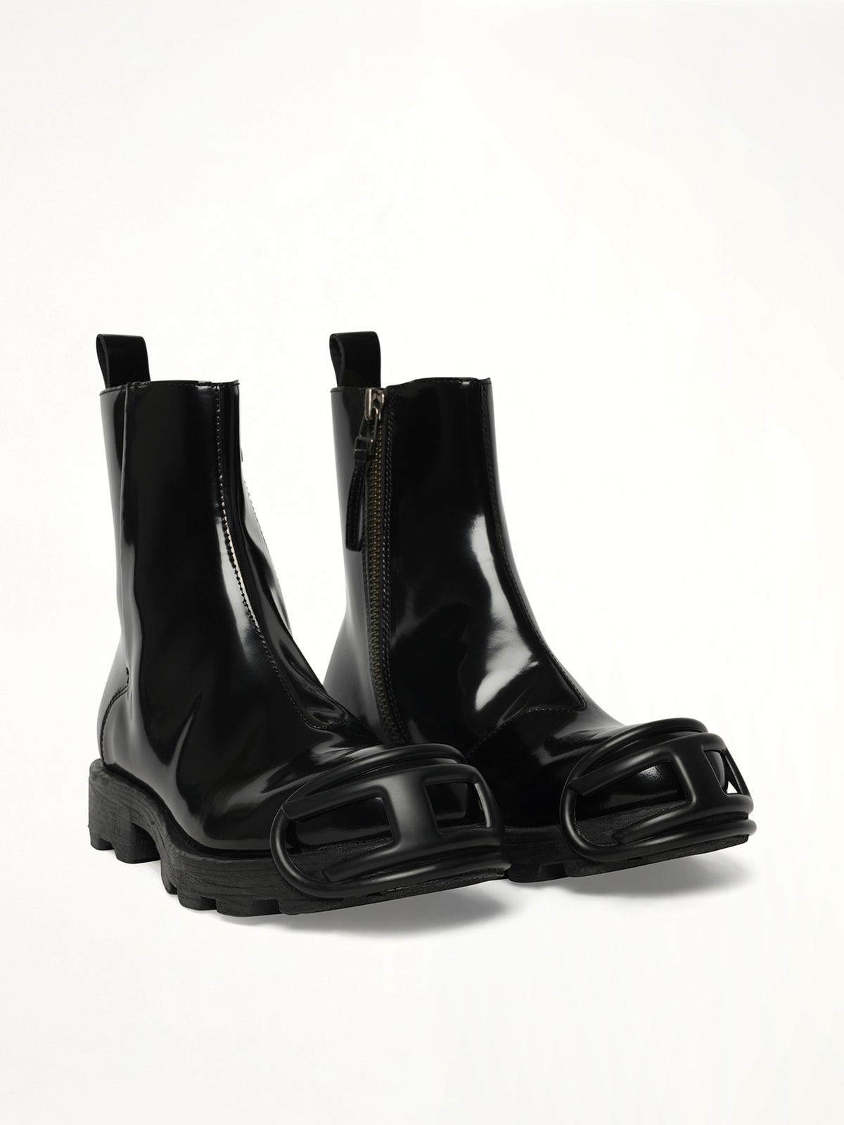 D-HAMMER Zip Boots in Black Front View | DIESEL