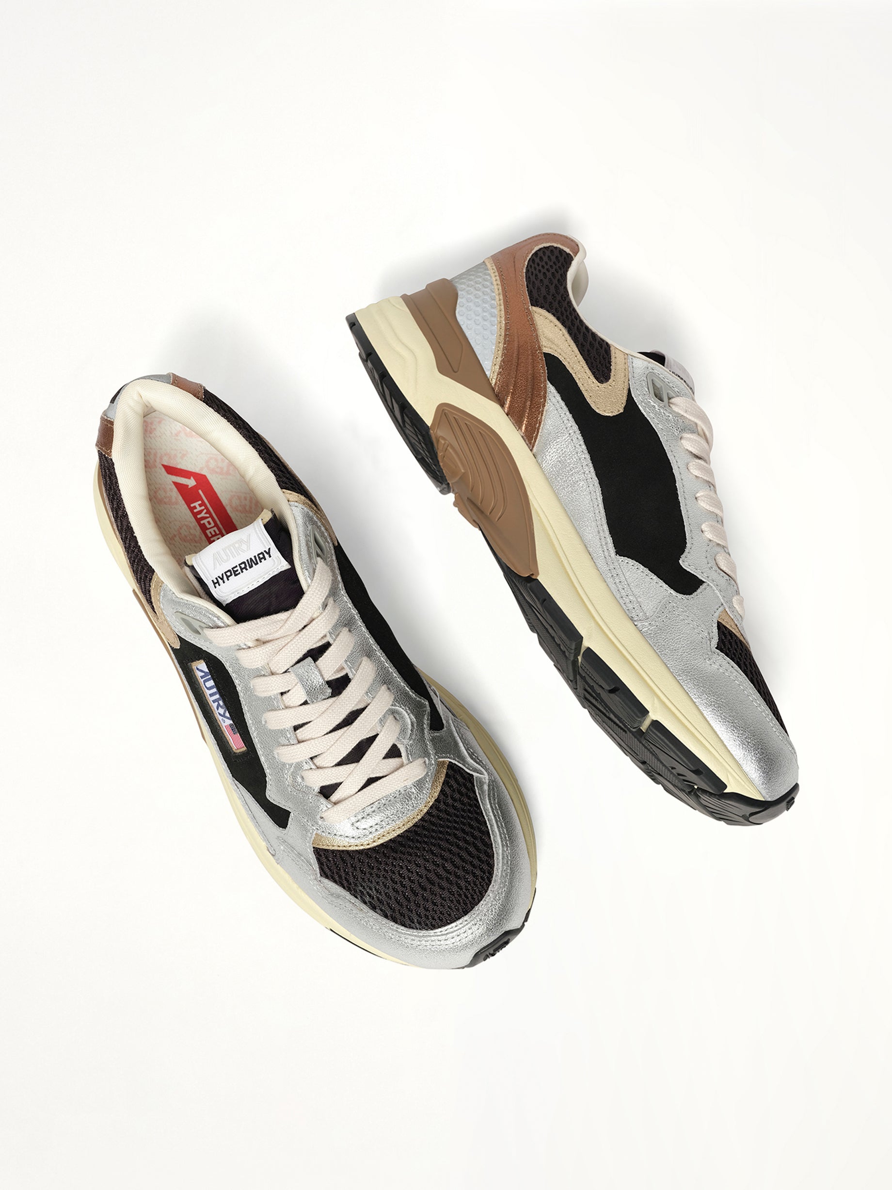 Hyperway Low Sneaker in Silver/Black Top View | AUTRY