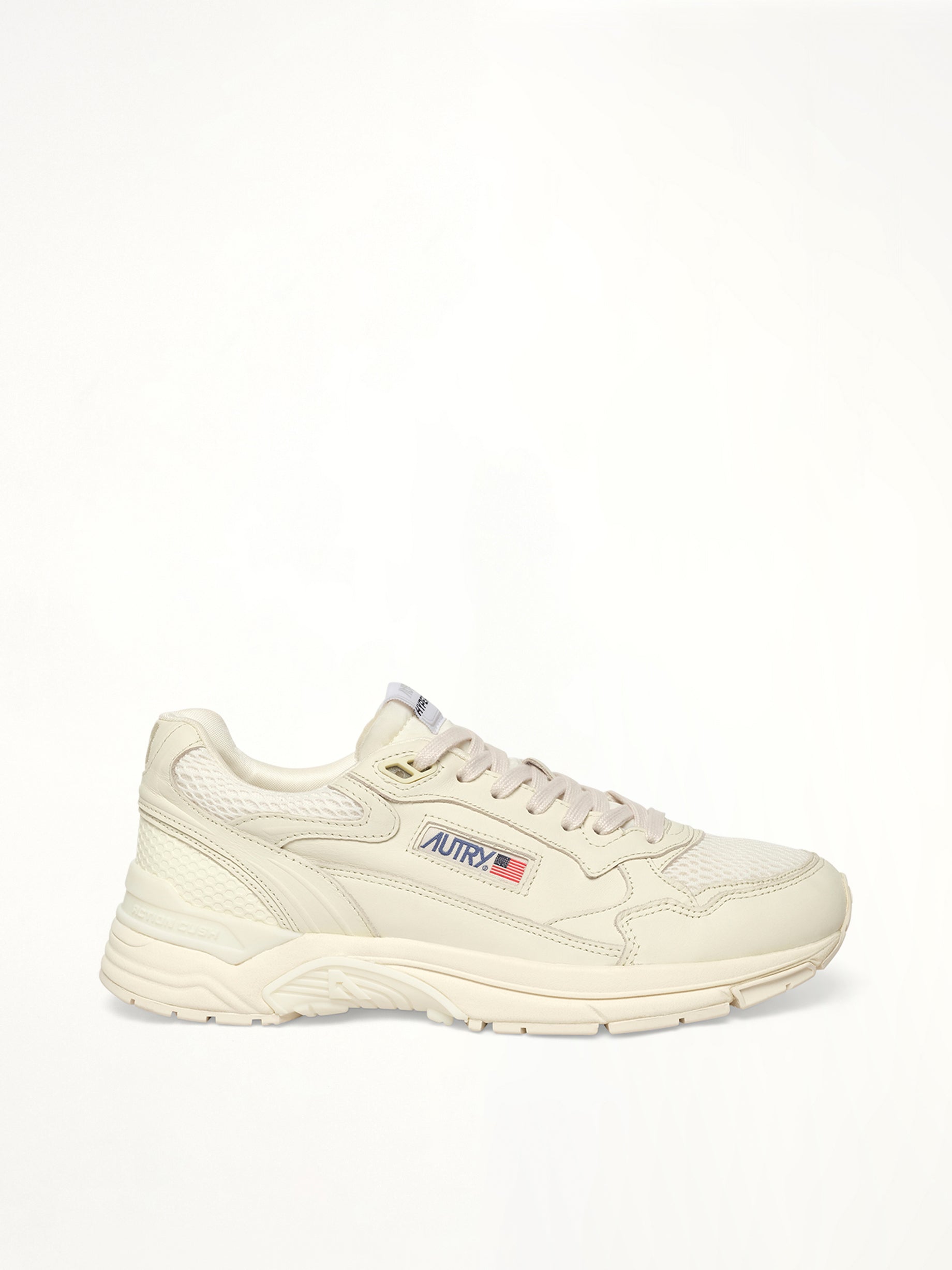 Hyperway Low Sneaker in White/White Side View | AUTRY