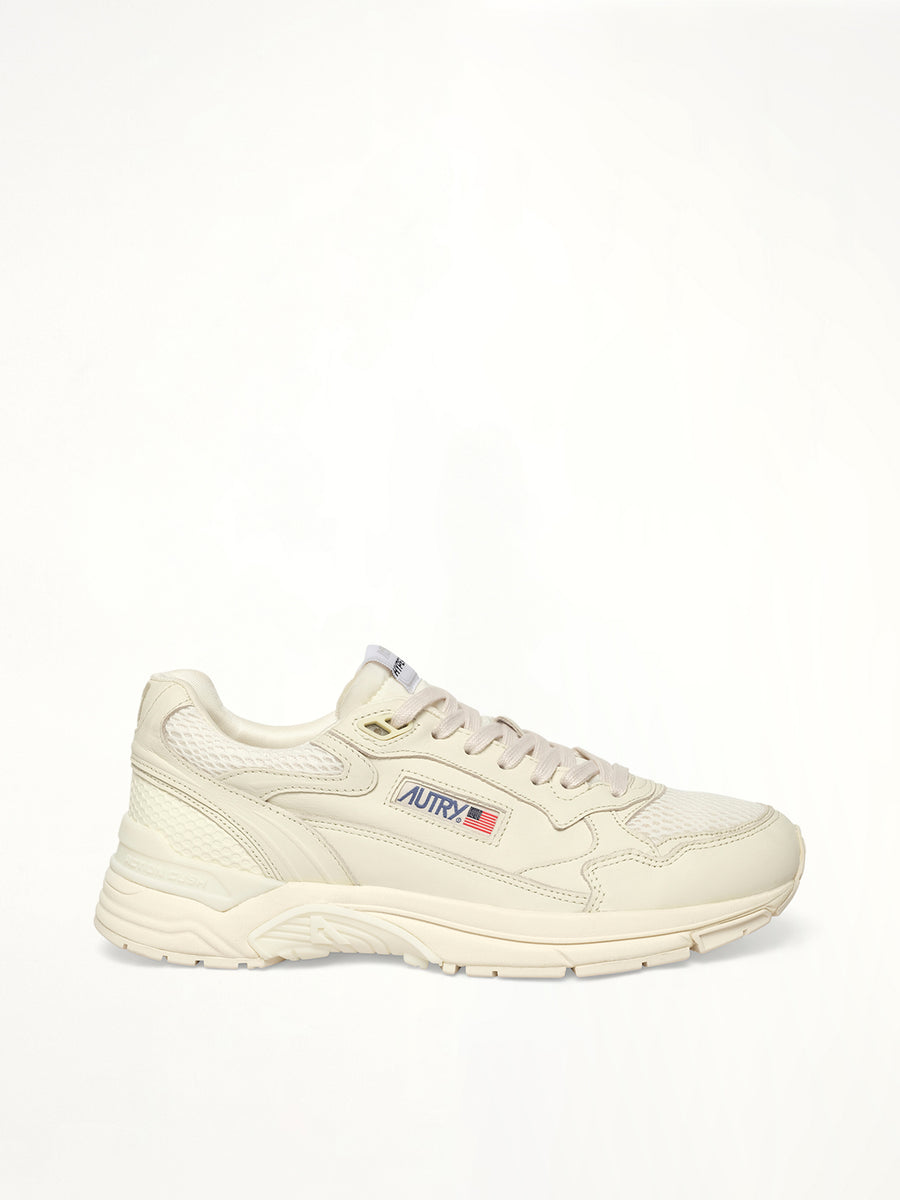 Hyperway Low Sneaker in White/White Side View | AUTRY