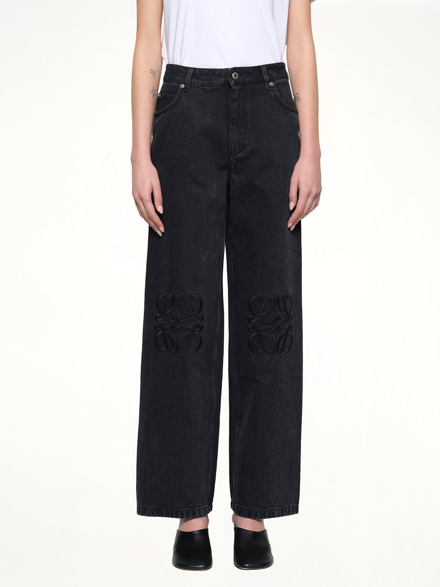 Anagram Baggy Tonal Jeans AF in Black