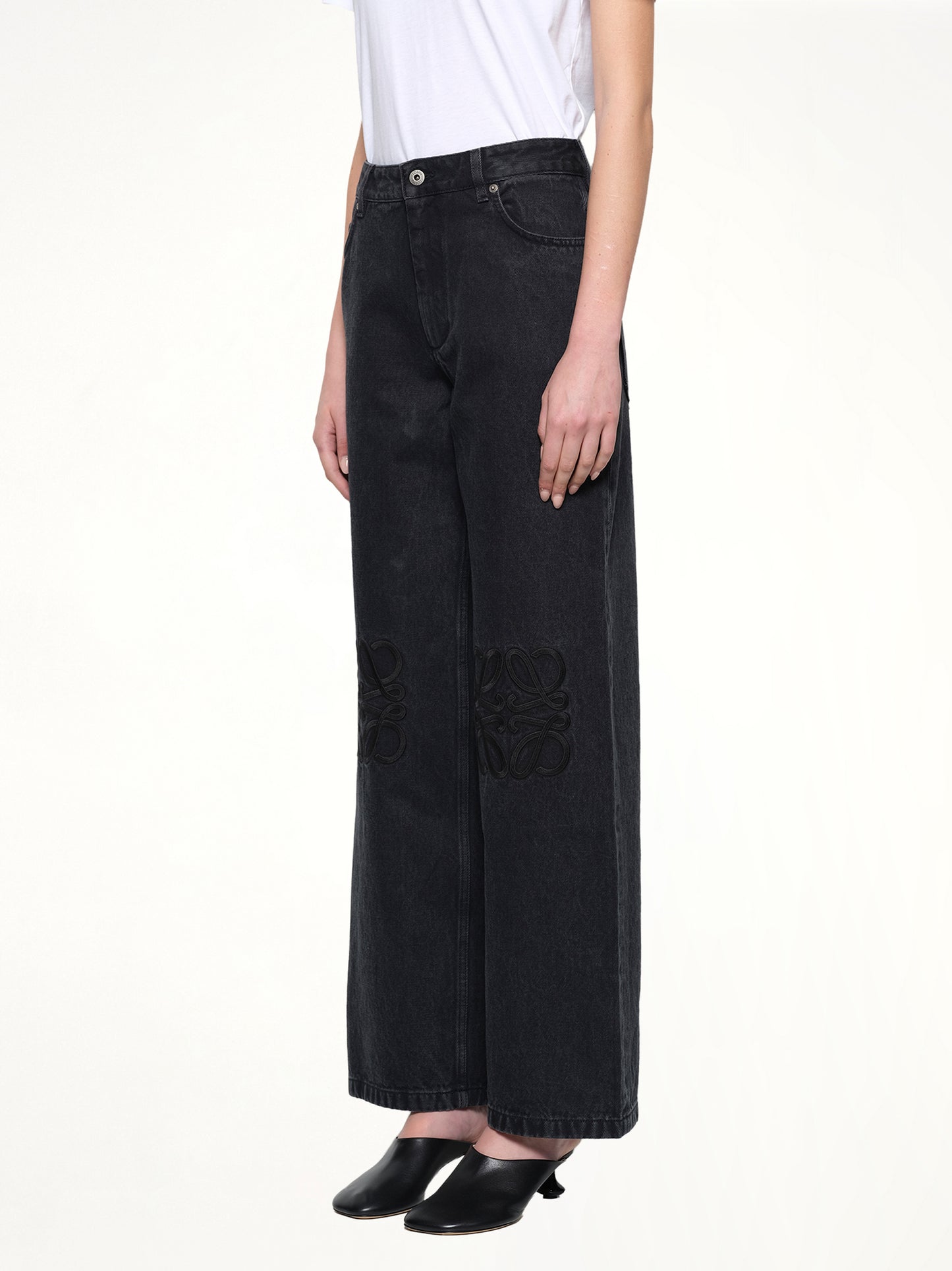 Anagram Baggy Tonal Jeans AF in Black