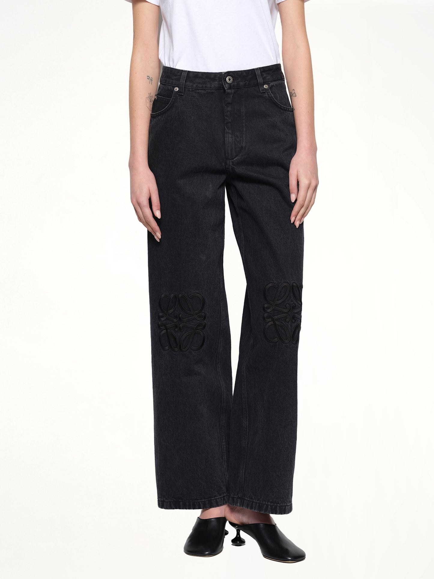 Anagram Baggy Tonal Jeans AF in Black