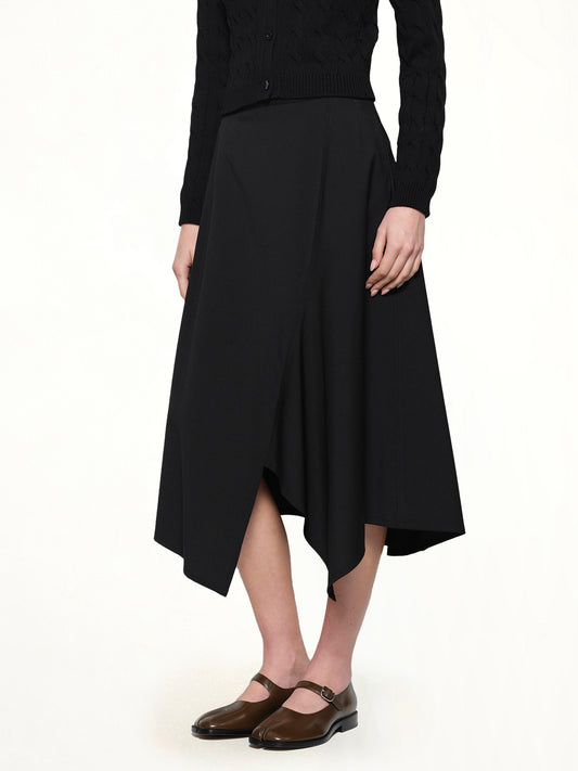 Asymmetric Skirt in Black