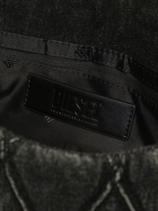 CHARM-D M Shoulder Bag in Black