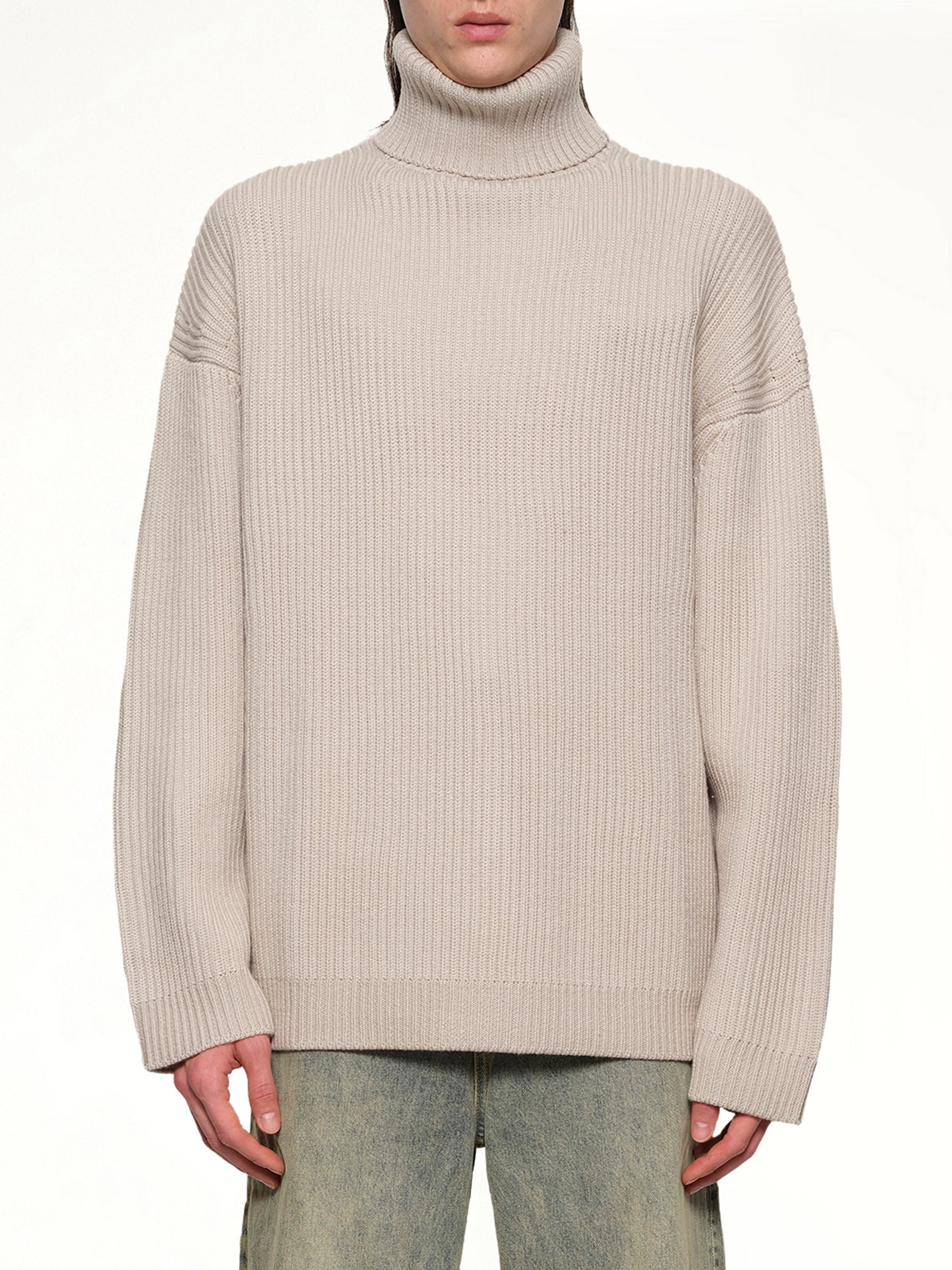 Chunky Turtleneck in Beige