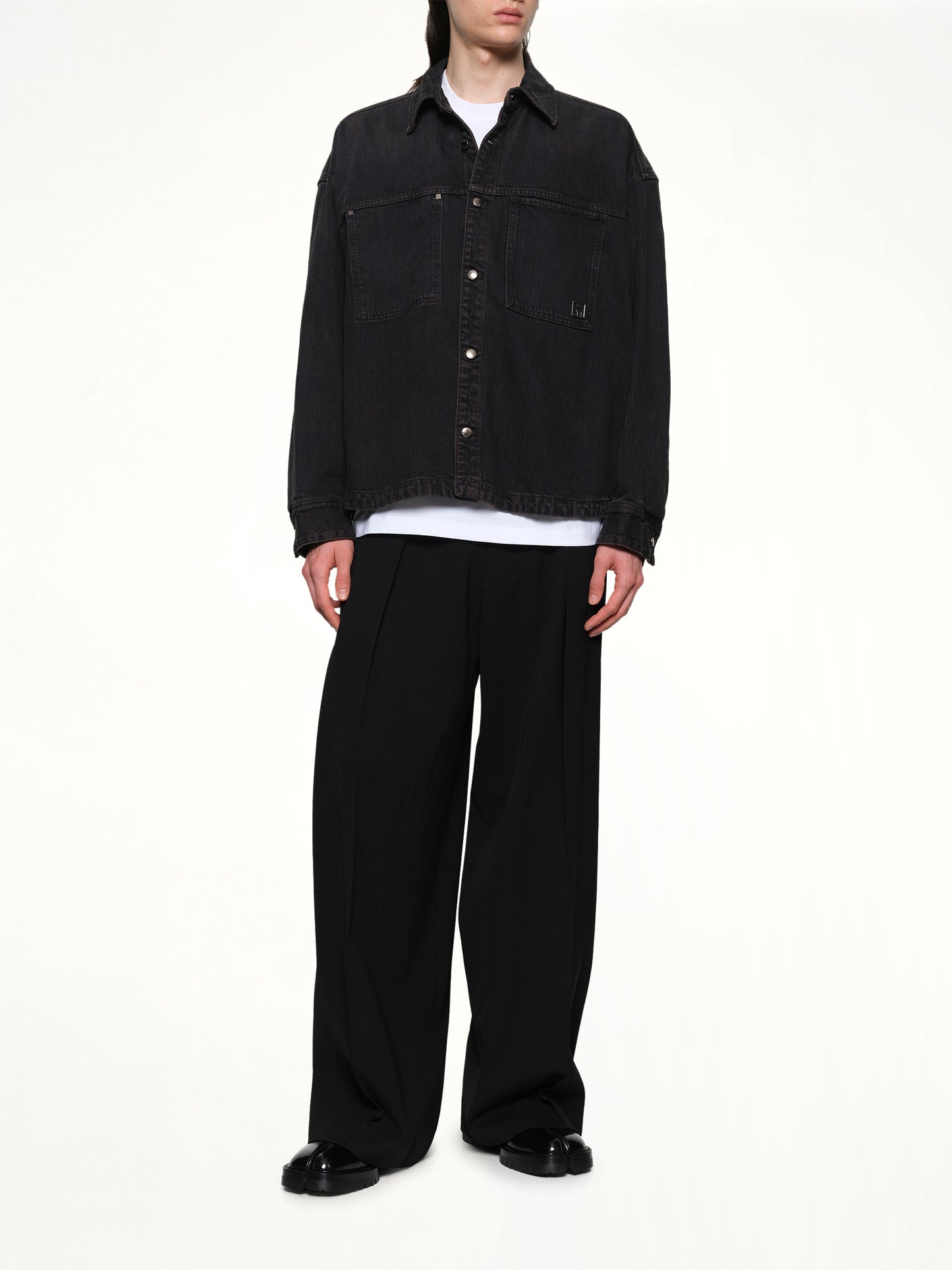 Double Pocket Denim Shirt in Black